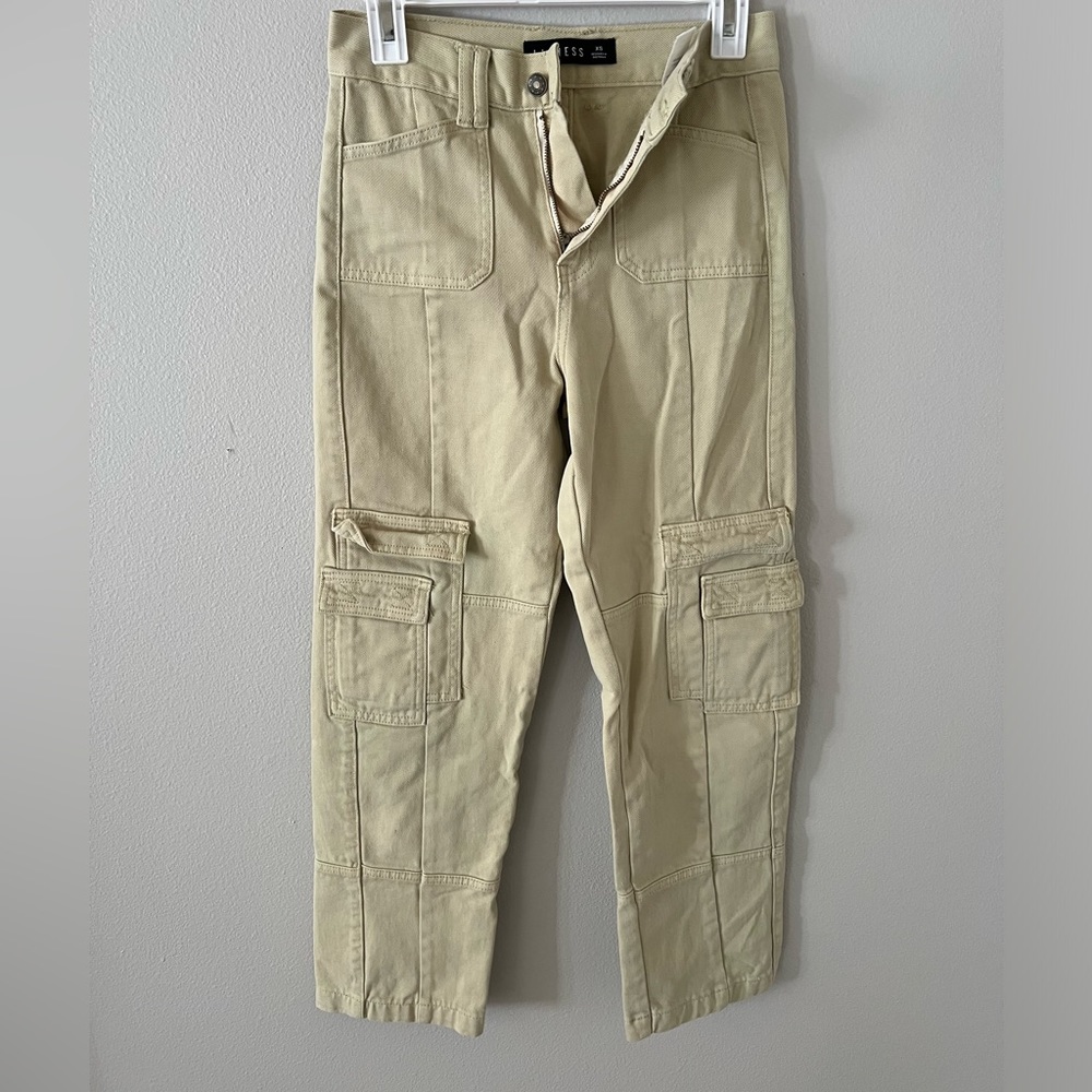 Princess Polly Lioness Beige cargo jean denim. Size XS